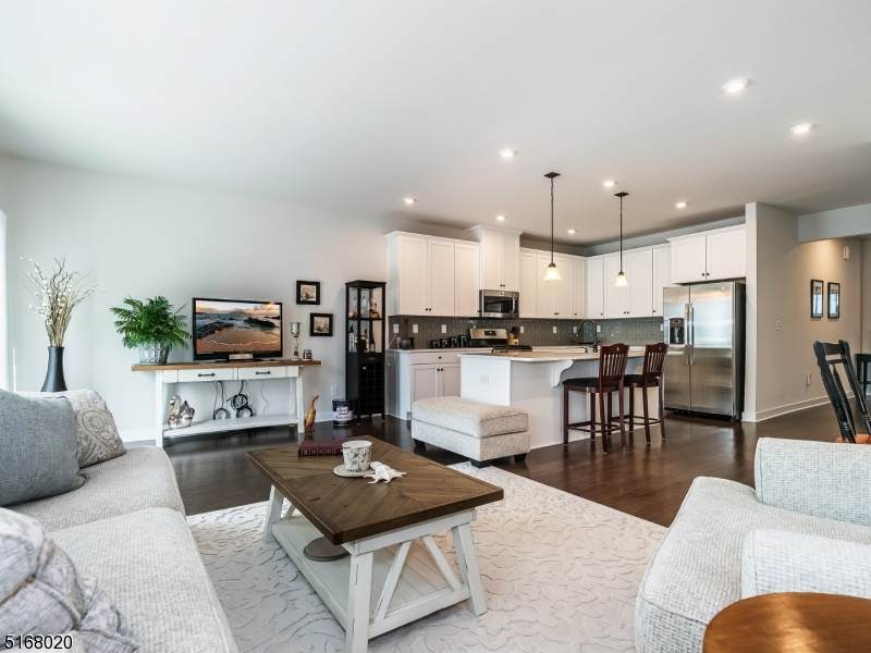 19 Cypress Ln - Photo 1