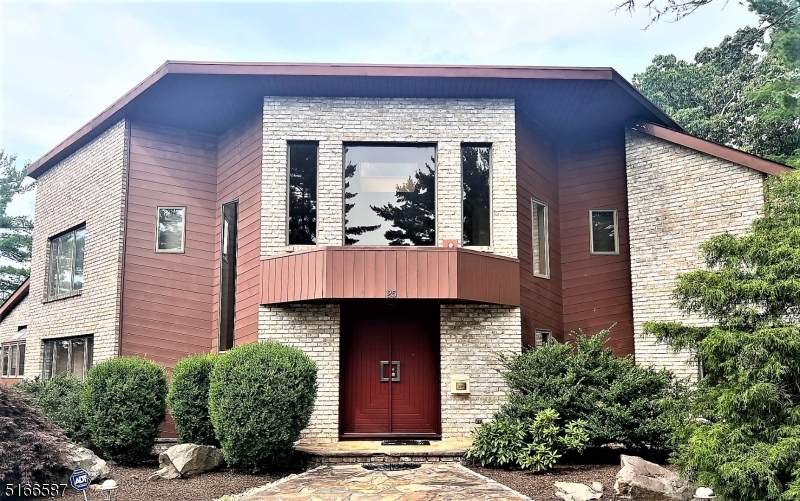 25 Vanderbilt Dr - Photo 1