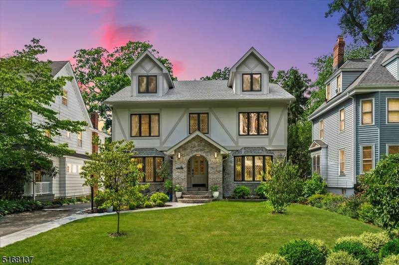 6 Hamilton Rd - Photo 1