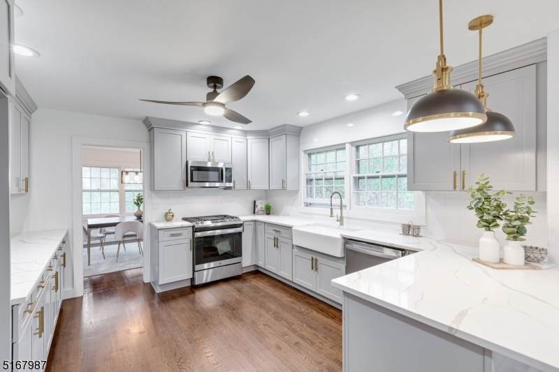 390 Valley Rd - Photo 1
