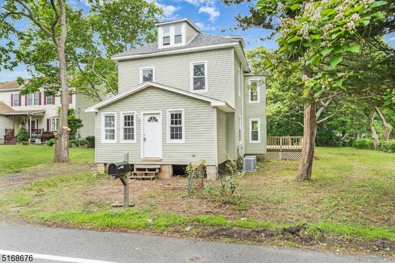 564 Marlboro Rd - Photo 1