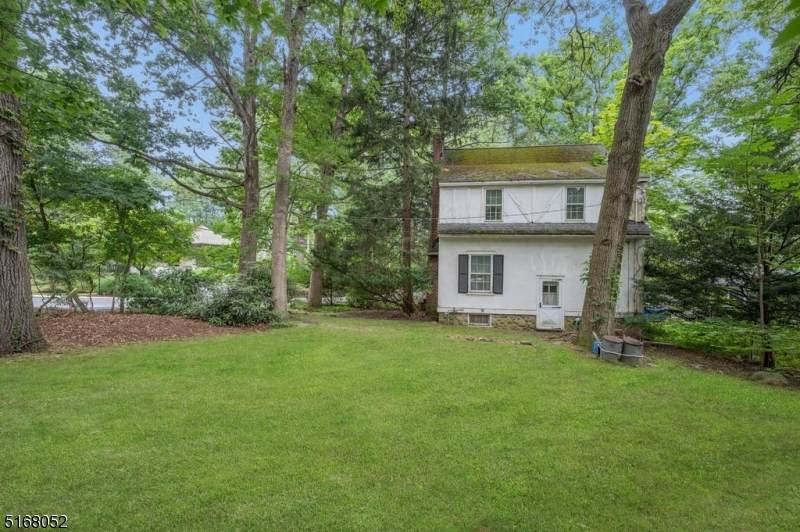 20 Condit Rd - Photo 1