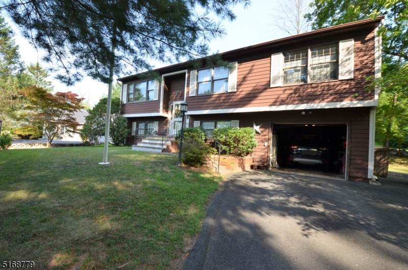 11 Northfield Ct - Photo 1