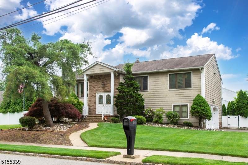 151 Horseneck Rd - Photo 1