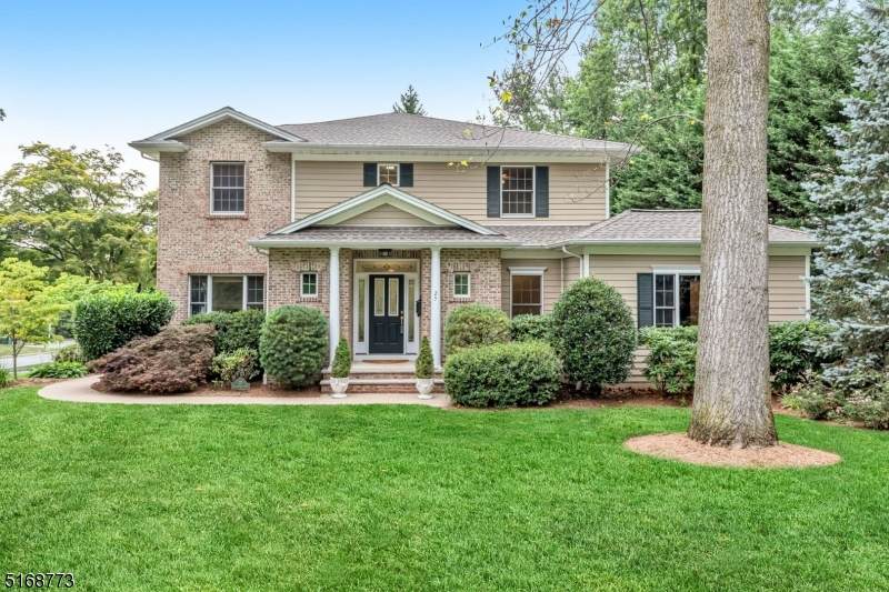 25 Candlewood Dr - Photo 1