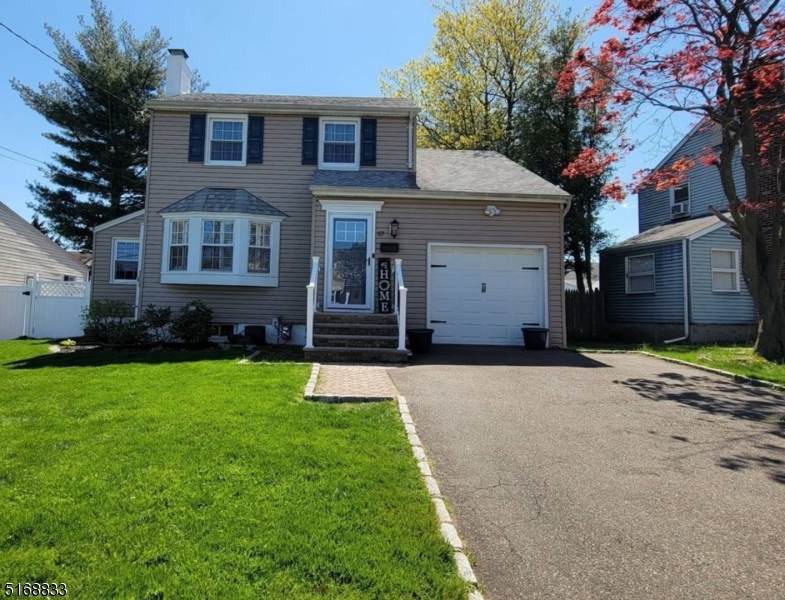 57 Robbinwood Ter - Photo 1