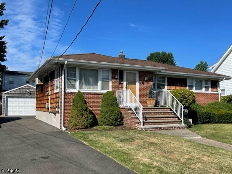 121 Lenox - Photo 1