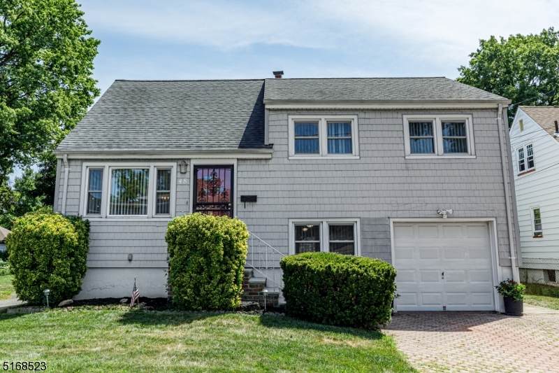48 Grove St - Photo 1