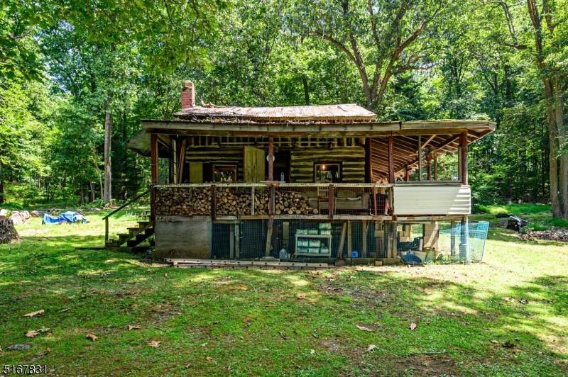 80 Domin Ln - Photo 1