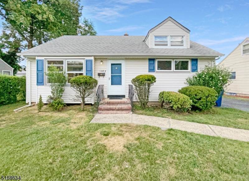 1463 Shirley St - Photo 1