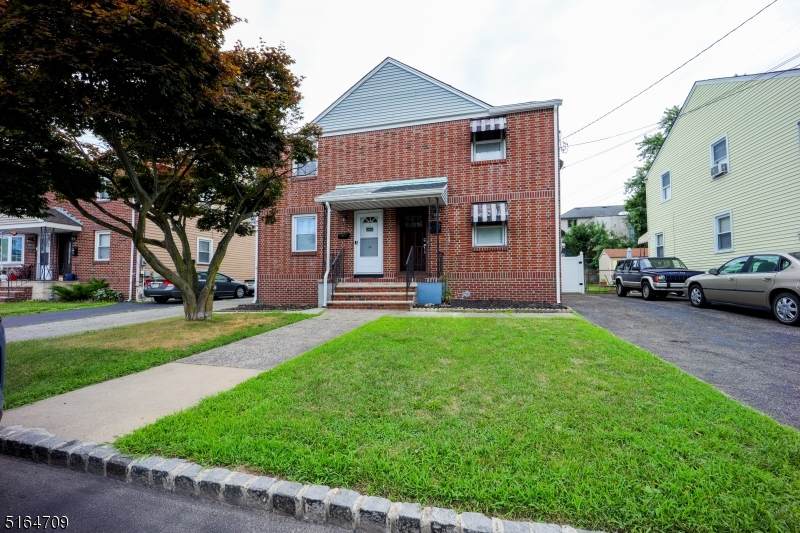 12 Memphis Ave - Photo 1