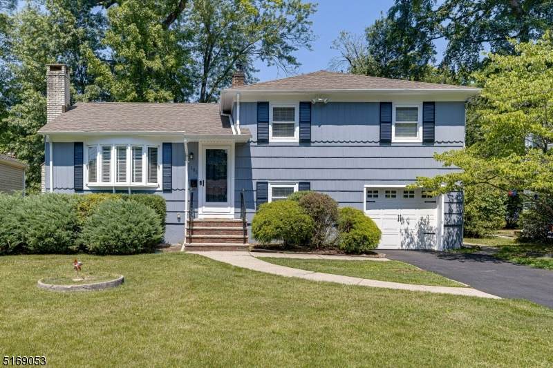 105 Glenwood Rd - Photo 1