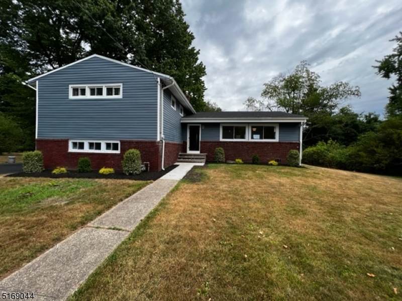 1203 Wyoming Dr - Photo 1