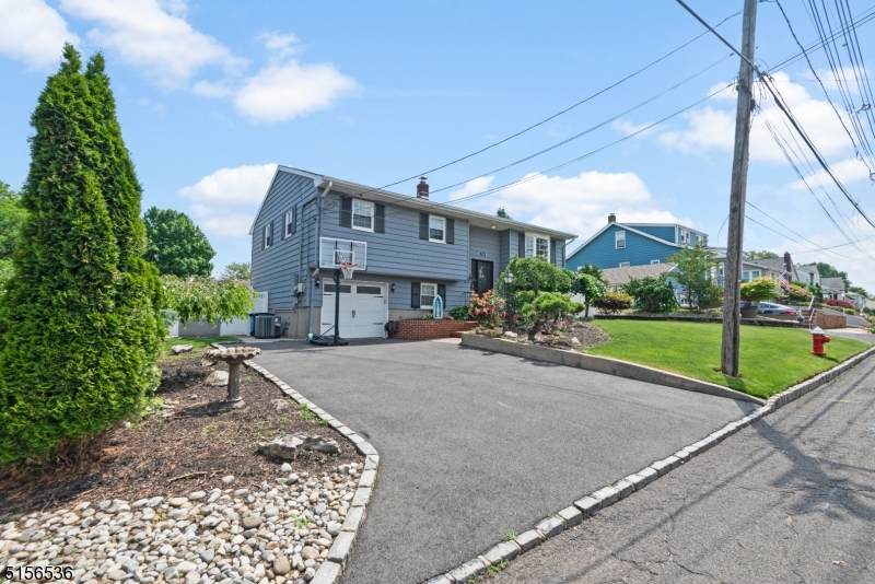 739 Kingston Ave - Photo 1