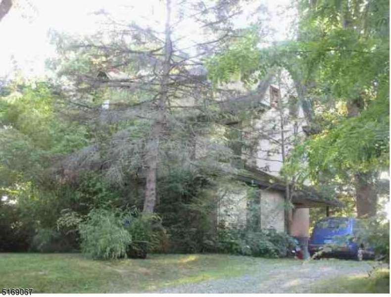 17 Shady Ln - Photo 1