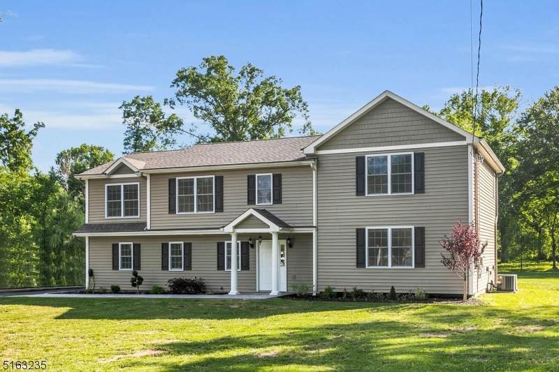 21 Newell Dr - Photo 1