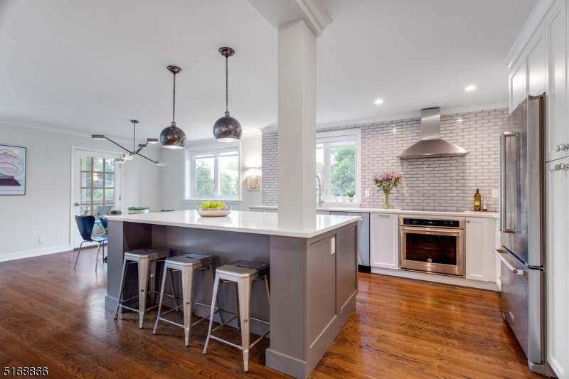 11 Euclid Ave - Photo 1