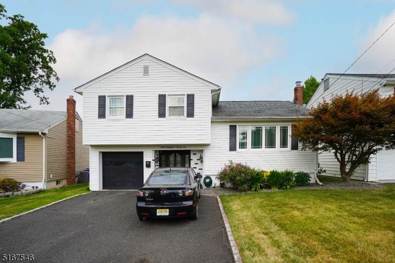 1122 Debra Dr - Photo 1