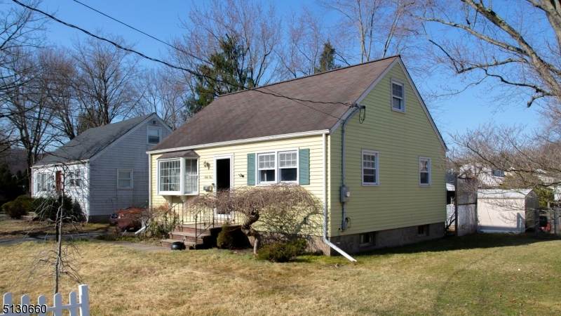 65 Van Dam Ave - Photo 1