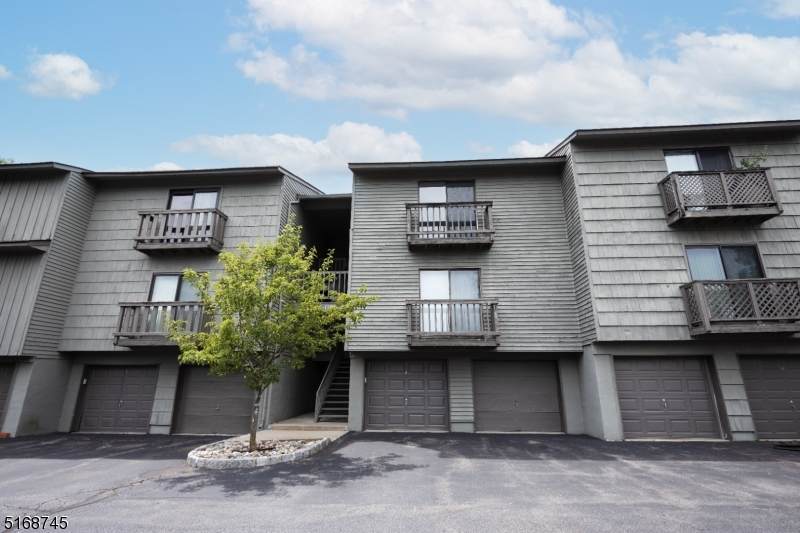 1708 Spruce Hills Dr - Photo 1