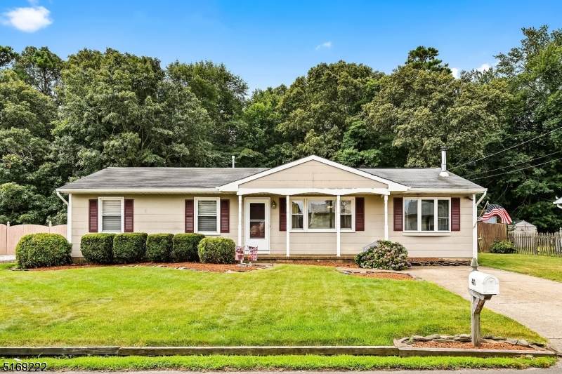 411 Cedar Dr - Photo 1