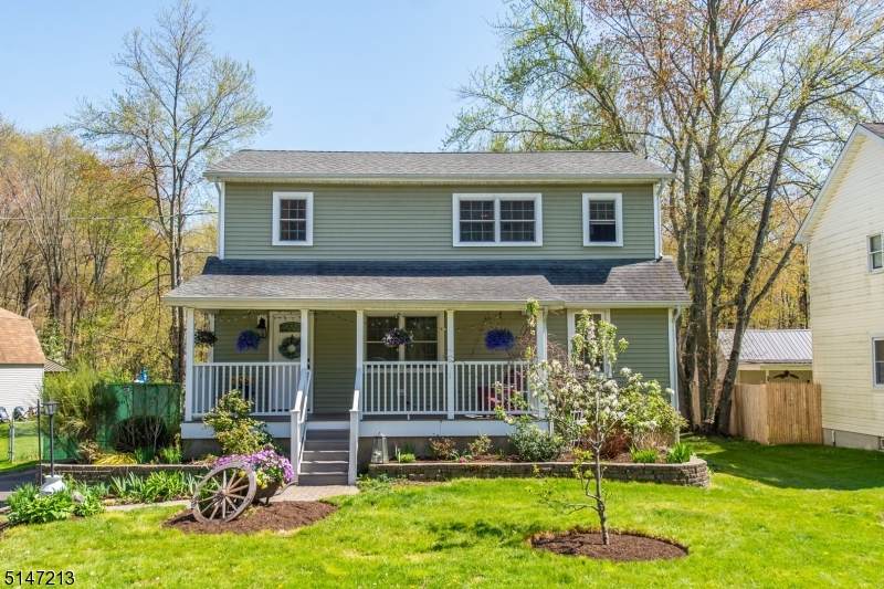 593 Valley Rd - Photo 1
