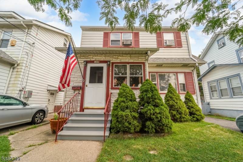 155 Spring St - Photo 1