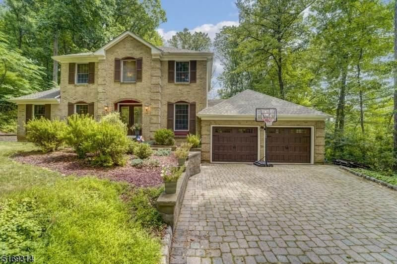 40 Dogwood Ln - Photo 1