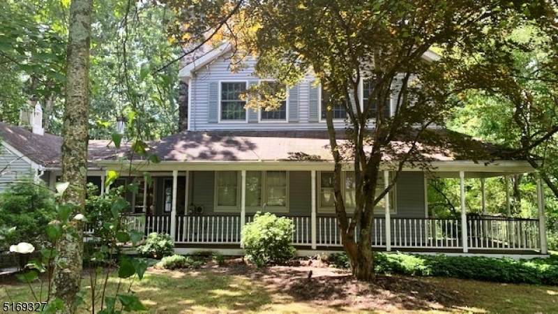 85 Rockaway Dr - Photo 1