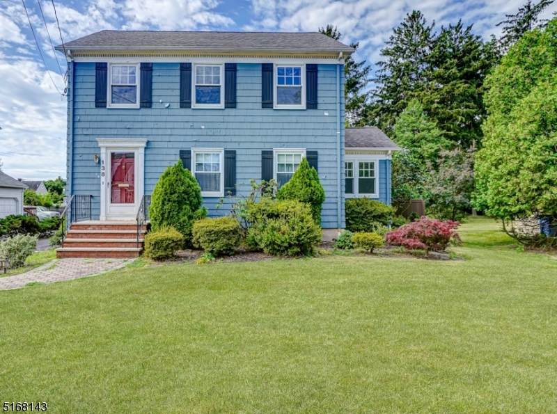 138 Cherry Ave - Photo 1
