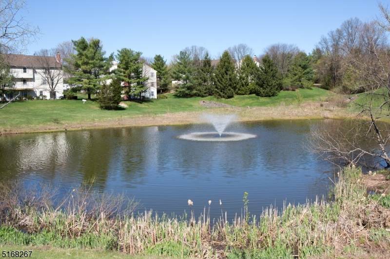 44 Jamestown Rd - Photo 1