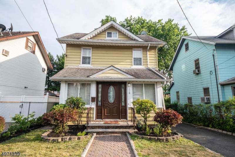 116 Virginia St - Photo 1