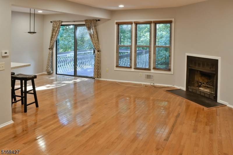 21 Valley Forge Ln - Photo 1
