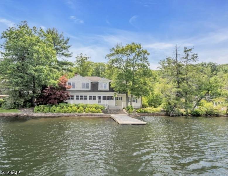 129 Lake End Rd - Photo 1
