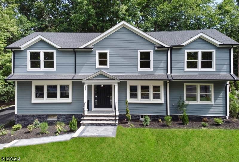 29 Hickory Pl - Photo 1