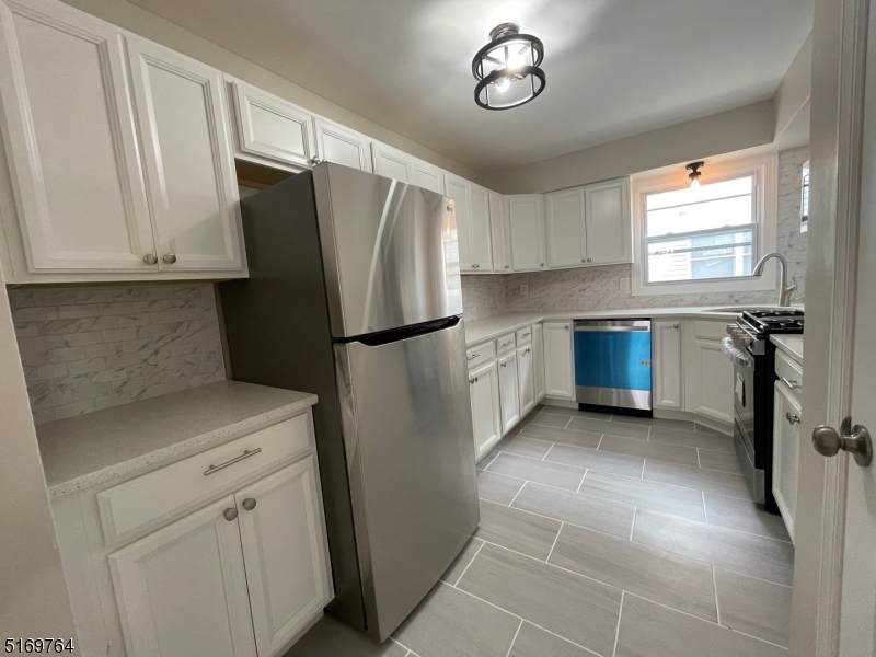 218 N 9Th St - Photo 1