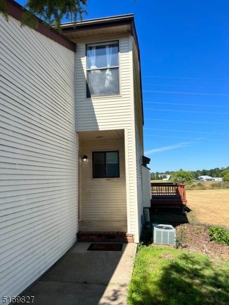 233 Spruce Court - Photo 1