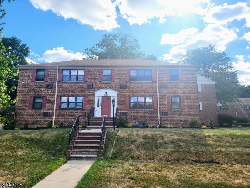 39 Sandra Circle - Photo 1