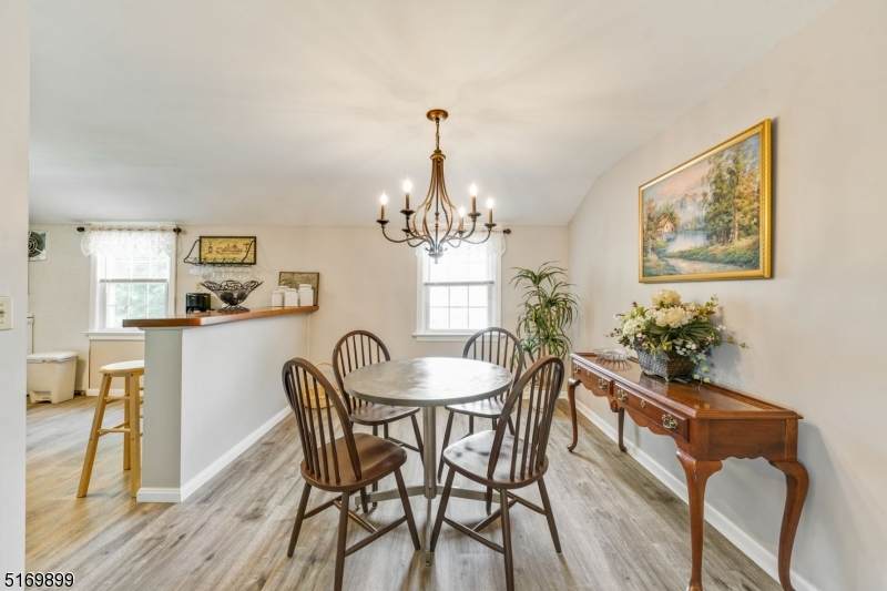 2513 Standish Ave - Photo 1