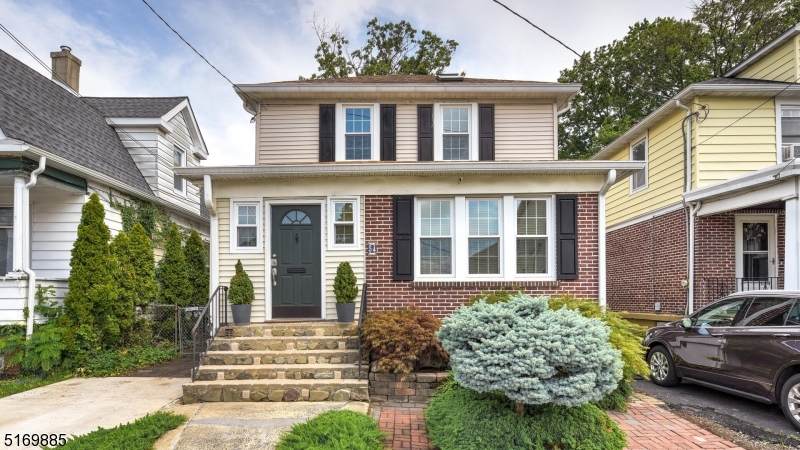 54 5Th St - Photo 1