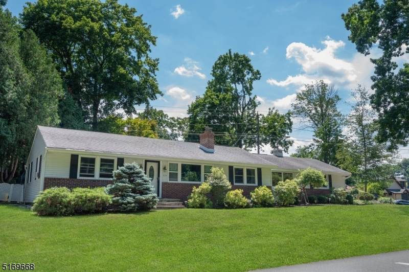 310 W Shore Trl - Photo 1