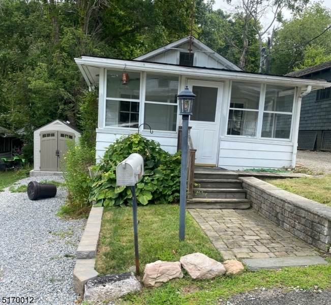 8 Dead End Rd - Photo 1