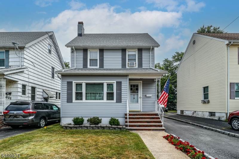 619 Donald Pl - Photo 1