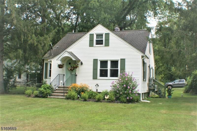 173 River Rd - Photo 1