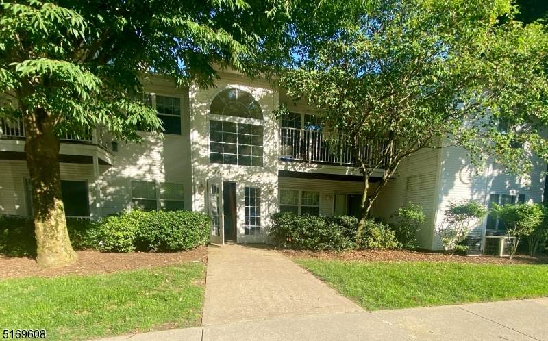 53 Crestview Ln - Photo 1