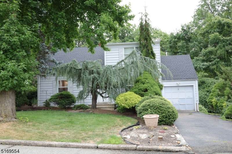 25 Glenview Dr - Photo 1