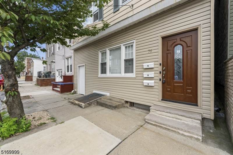 76 Heckel Street - Photo 1