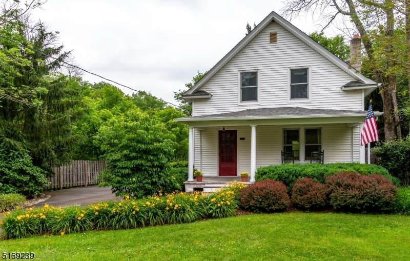 131 Church St - Photo 1