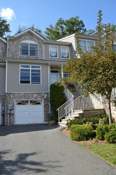 359 Summerhill Dr - Photo 1