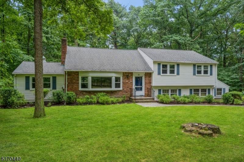35 Hector Rd - Photo 1